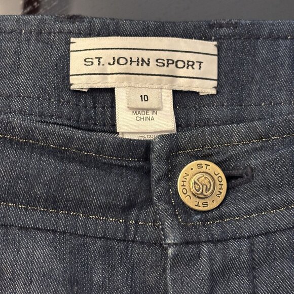 St. John Sport WomenS Dark Wash Denim Jeans Size 10 Classic Straight Fit - Picture 2 of 14